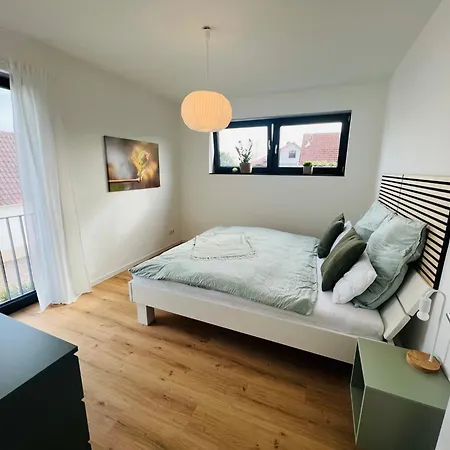 Moderne Mit Terrasse, Grill & Privatparkplatz * Venningen