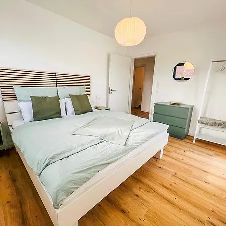 Vyne - Terrasse - Grill - Privatparkplatz Apartament *